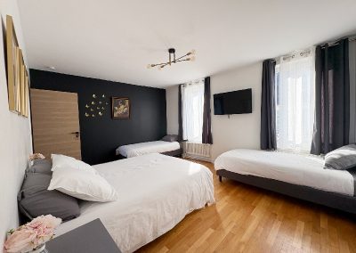 Chambre pour 4 personnes. dormir à proximité du parc disney à paris