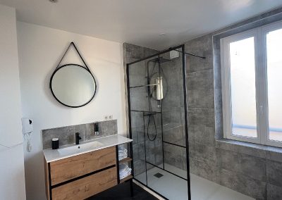 Dormir à proximité du parc Disney à paris | Chambre Liseuse