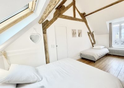 Chambre disnuy pour 3 personnes. dormir à proximité du parc disney à paris
